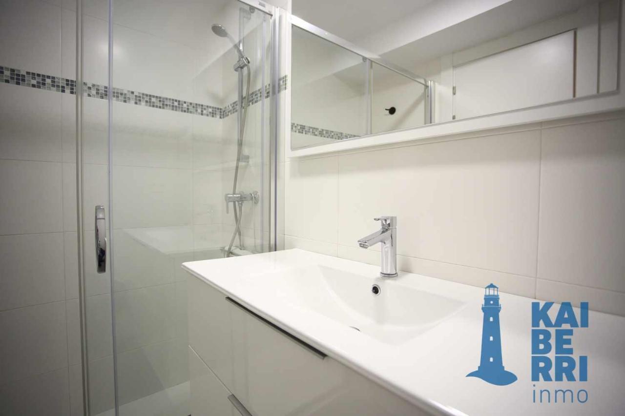 Guadalupenea by Kaiberri Inmo Apartment Hondarribia Bagian luar foto